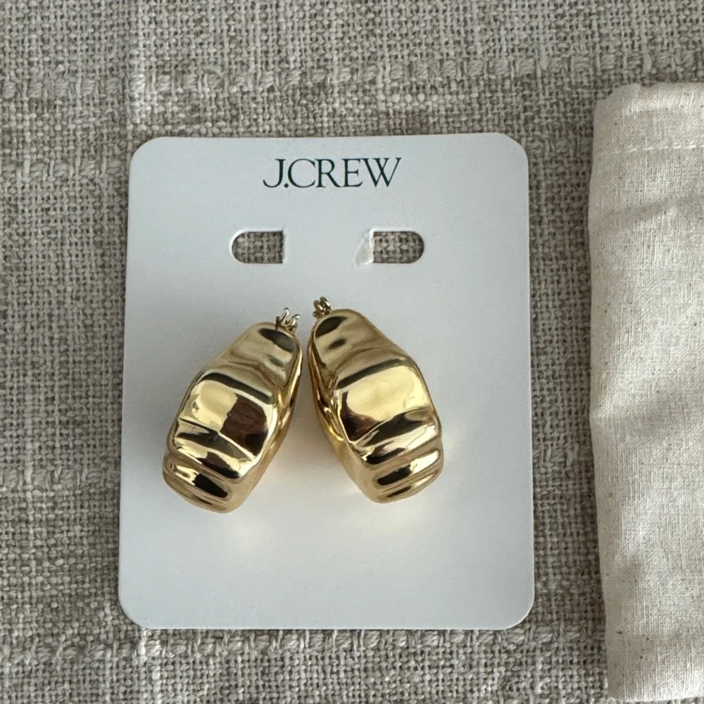 J. Crew Gold Sculpted Earrings - Picture 2 of 5
